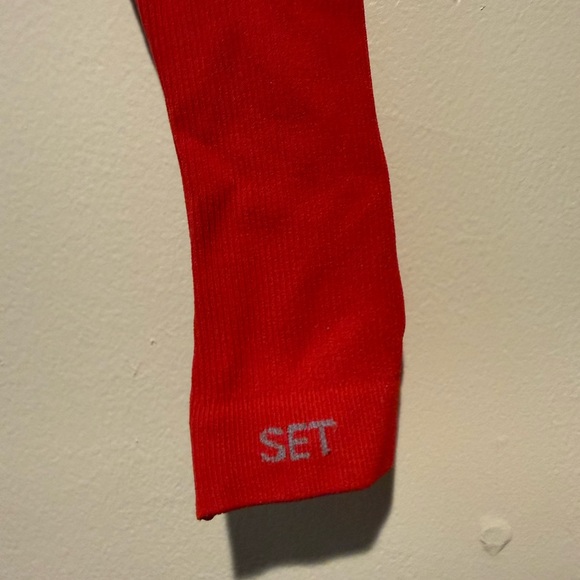 SET Active Womens red sculpt flex long sleeve top size small - Picture 4 of 9